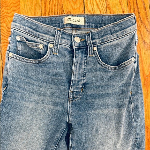 MADEWELL Mid-Rise Kick Out Women's Jeans. Vintage Blue. Size 25 - Picture 4 of 10